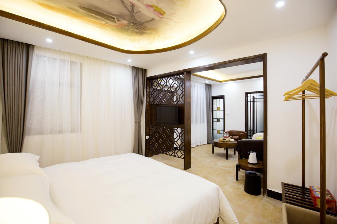 Fenghuang Poshan Inn Exterior photo
